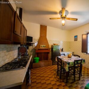 cucina podere mandriato pieve di santa luce