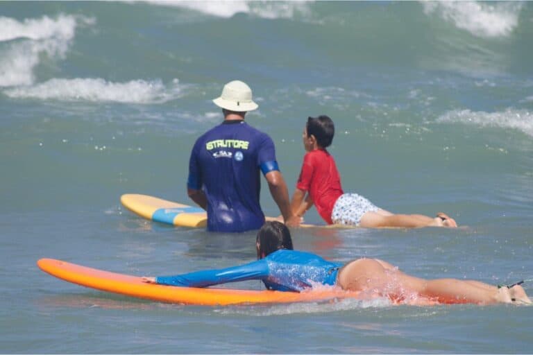corsi surf bambini campi estivi tnt surf school